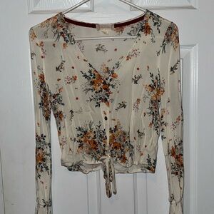 Altar'd State Women'sFloral Crop Tie Front Blouse VNeck Bell Sleeves Size Small